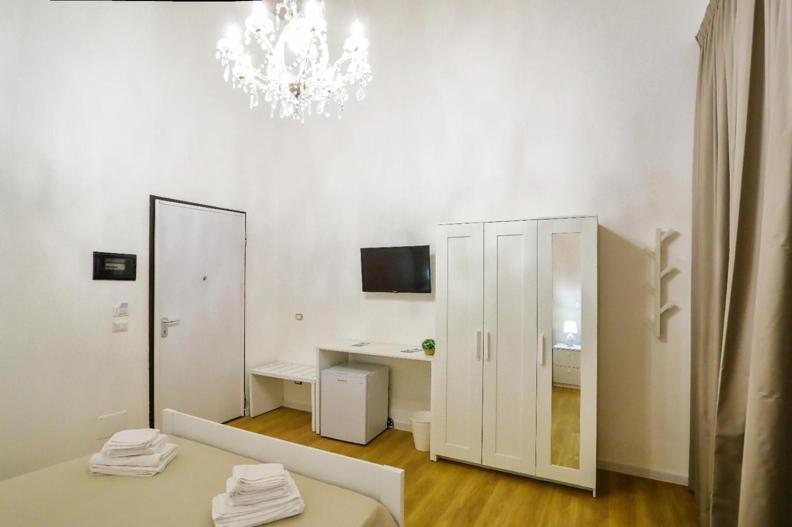 Clemente House Catania Centro Meravigliosa Camera Matrimoniale מראה חיצוני תמונה